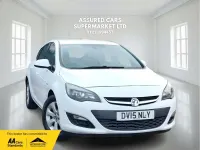 Gebraucht Vauxhall Astra Design Edition 2015 Weiß Kleinwagen