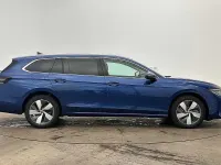 New VW Passat Match 204 HP (150 kW) 2026 Blue Estate