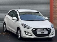 Used Hyundai i30 Edition 100 HP (73 kW) 2013 White Hatchback