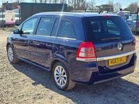 Used Vauxhall Zafira Design Edition 116 HP (85 kW) 2013 Blue MPV