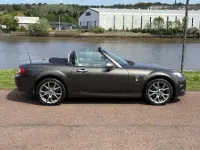 Usado Mazda MX5 Edition 126 HP (92 kW) 2015 Cinzento Cabrios