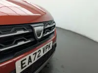 Usado Dacia Jogger Extreme 110 HP (80 kW) 2022 Castanho Monovolume