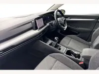 Used VW Golf VII Life 130 HP (95 kW) 2021 White Hatchback