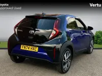 Used Toyota Aygo X 72 HP (52 kW) 2024 Blue SUV