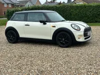 Used Mini ONE Hatch 102 HP (75 kW) 2016 White Hatchback