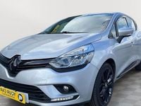 Używany Renault Clio IV Iconic 90 KM (66 kW) 2019 Srebrny Hatchback