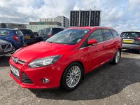 Usado Ford Focus Zetec 115 HP (84 kW) 2012 Vermelho Carrinha