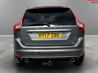 Used Volvo XC60 R-Design 220 HP (161 kW) 2017 SUV