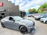 Begagnad BMW 330e M Sport 288 HK (211 kW) 2022 Grå Sedan