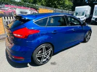 Used Ford Focus ST 185 HP (136 kW) 2018 Blue Hatchback