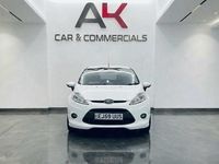 Used Ford Fiesta Zetec 118 HP (86 kW) 2009 White Hatchback