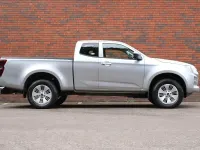 Used Isuzu D-Max 163 HP (119 kW) 2022 Silver Pickup