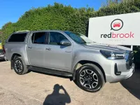 Used Toyota HiLux 204 HP (150 kW) 2021 Silver Pickup