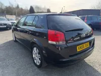 Used Vauxhall Signum Elegance 150 HP (110 kW) 2006 Black Hatchback