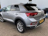 Used VW T-Roc Style 150 HP (110 kW) 2024 Silver SUV