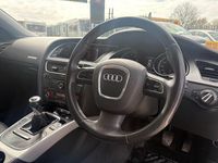 Used Audi A5 Comfort 160 HP (117 kW) 2011 Silver Coupe