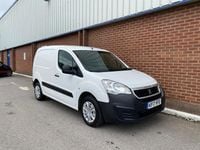 Used Peugeot Partner S 2017 White MPV