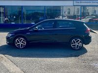 Second-hand VW Golf VII Style 150 CP (110 kW) 2021 Negru Hatchback