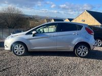 Used Ford Fiesta Zetec 96 HP (70 kW) 2010 Silver Hatchback