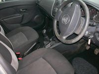 Second-hand Dacia Logan MCV Ambiance 2016 Argintiu Break