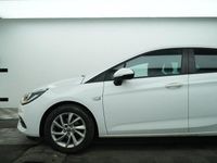 Used Vauxhall Astra Business Edition 105 HP (77 kW) 2020 White Hatchback
