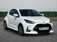 Used Toyota Yaris 116 HP (85 kW) 2024 White Hatchback