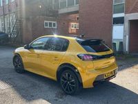 Used Peugeot 208 GT 99 HP (72 kW) 2023 Yellow Hatchback