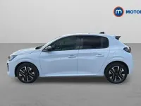 Neu Peugeot 208 Allure 111 PS (81 kW) 2026 Schwarz Kleinwagen