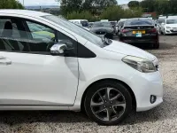 Used Toyota Yaris Trend 2013 White Hatchback