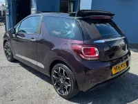 Używany Citroën DS3 Cabriolet 2015 Purpurowy Kabriolet
