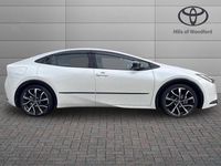 Usado Toyota Prius 2025 Blanco Utilitario