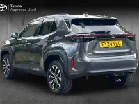 Used Toyota Yaris Cross Design 114 HP (83 kW) 2024 Decuma grey SUV