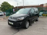 Used Citroën Berlingo Start 100 HP (73 kW) 2019 Black MPV