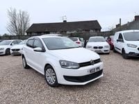 Begagnad VW Polo SE 2013 Vit Halvkombi