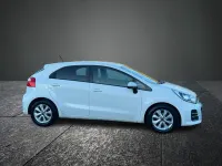 Used Kia Rio 75 HP (55 kW) 2016 White Hatchback