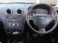 Used Ford Fusion Zetec 101 HP (74 kW) 2008 Blue Hatchback