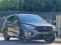 Usado Ford Kuga ST-Line 2018 Gris SUV