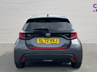 Second-hand Toyota Yaris Hybrid Design 116 CP (85 kW) 2022 Gri