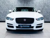 Używany Jaguar XE Prestige 2017 Biały Sedan/Limuzyna