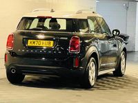 Begagnad Mini Cooper Classic 2020 Svart Halvkombi