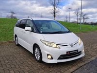 Begagnad Toyota Estima 2025 Vit Minibuss