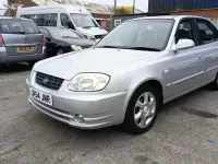Used Hyundai Accent 2005 Silver Hatchback