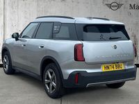 Używany Mini Countryman Classic 170 KM (125 kW) 2024 Srebrny SUV