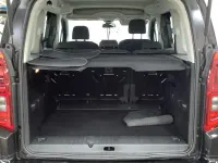 Begagnad Vauxhall Combo Design Edition 100 HK (73 kW) 2019 Svart Minibuss