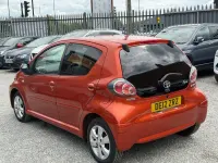 Usado Toyota Aygo 2012 Vermelho Citadino