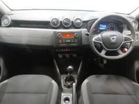 Used Dacia Duster Essentiel 100 HP (73 kW) 2021 White SUV
