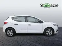 Used Dacia Sandero Essentiel 91 HP (66 kW) 2023 White Hatchback