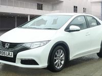 Used Honda Civic S 142 HP (104 kW) 2015 White Hatchback