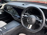 Used Mercedes E300 AMG Line Premium 313 HP (230 kW) 2025 Red