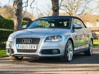 Usado Audi Cabriolet S-Line 160 HP (117 kW) 2009 Prateado Cabrios